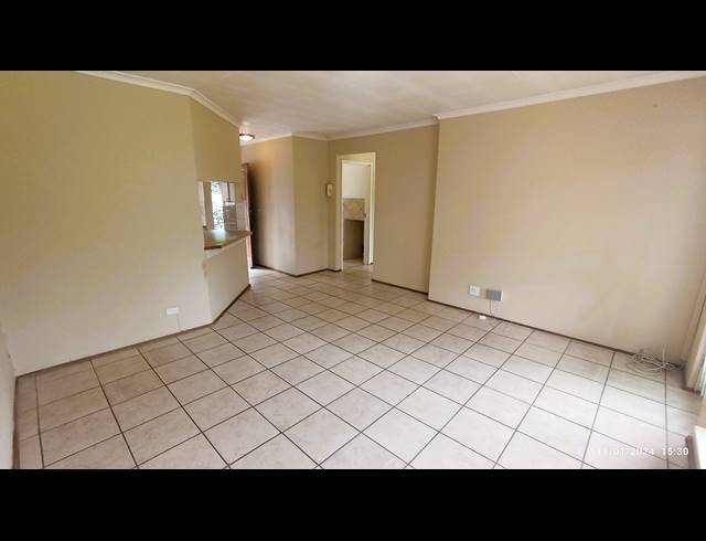 2 BEDROOM TOWNHOUSE FOR SALE IN SONNEGLANS